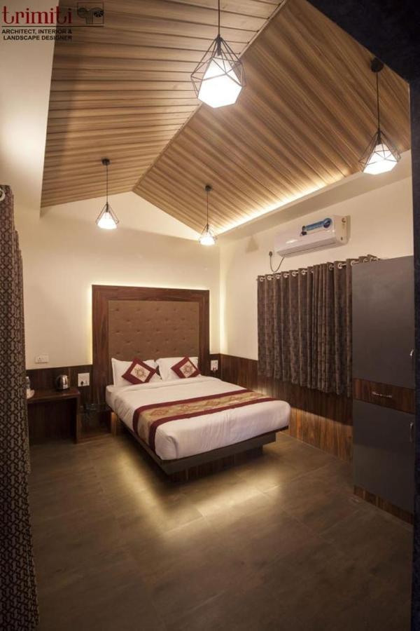 Onella Regency Hotel Panchgani Buitenkant foto