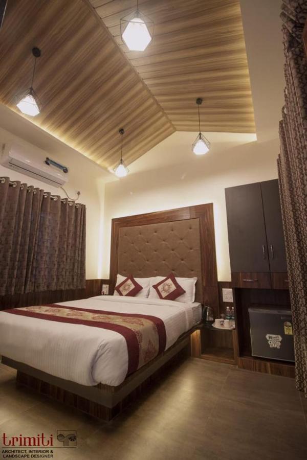 Onella Regency Hotel Panchgani Buitenkant foto