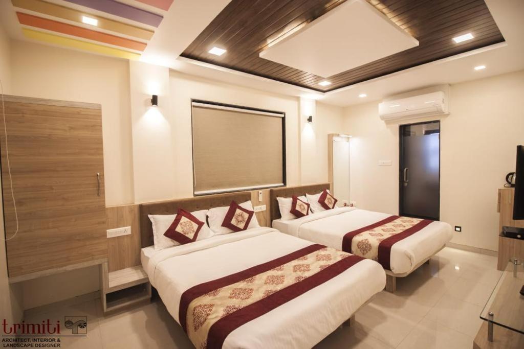 Onella Regency Hotel Panchgani Buitenkant foto