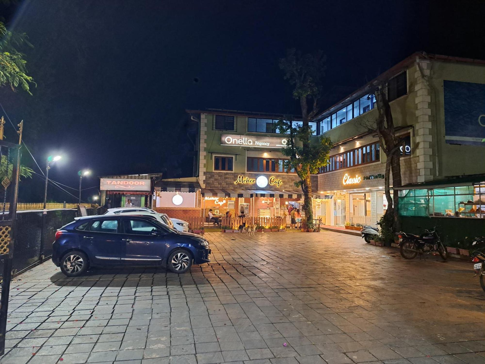 Onella Regency Hotel Panchgani Buitenkant foto